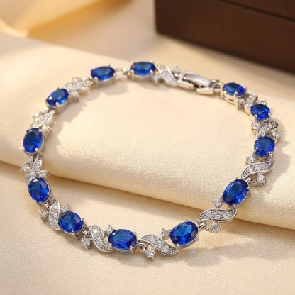 Sapphire Blumenlink-Armband in Silber